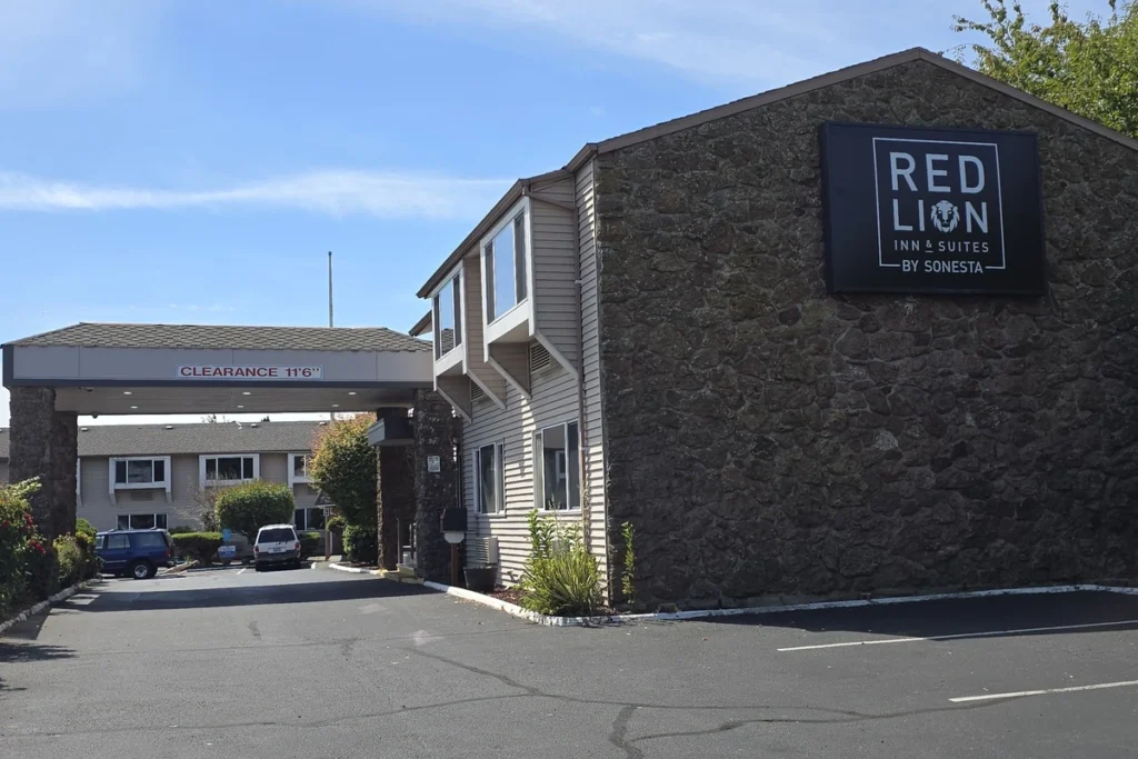 Red Lion Inn & Suites Vancouver WA