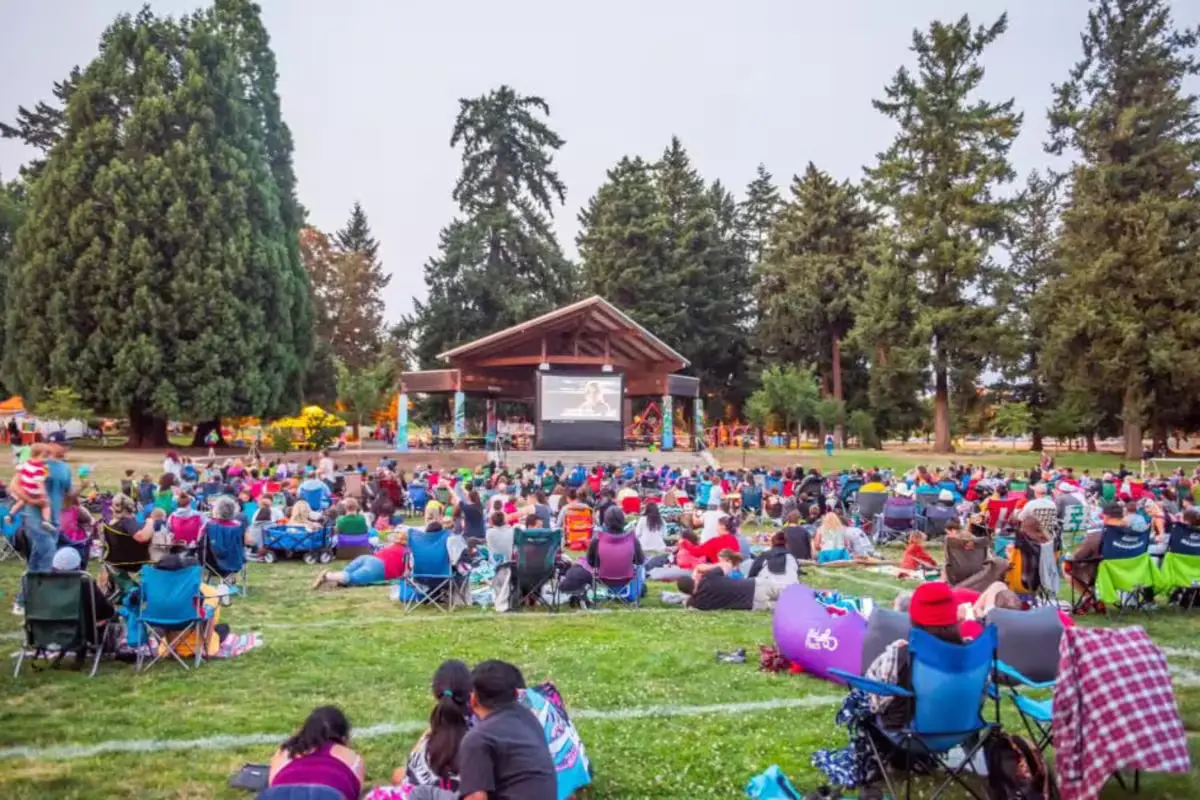 Free Friday Night Movies in the Park Vancouver WA
